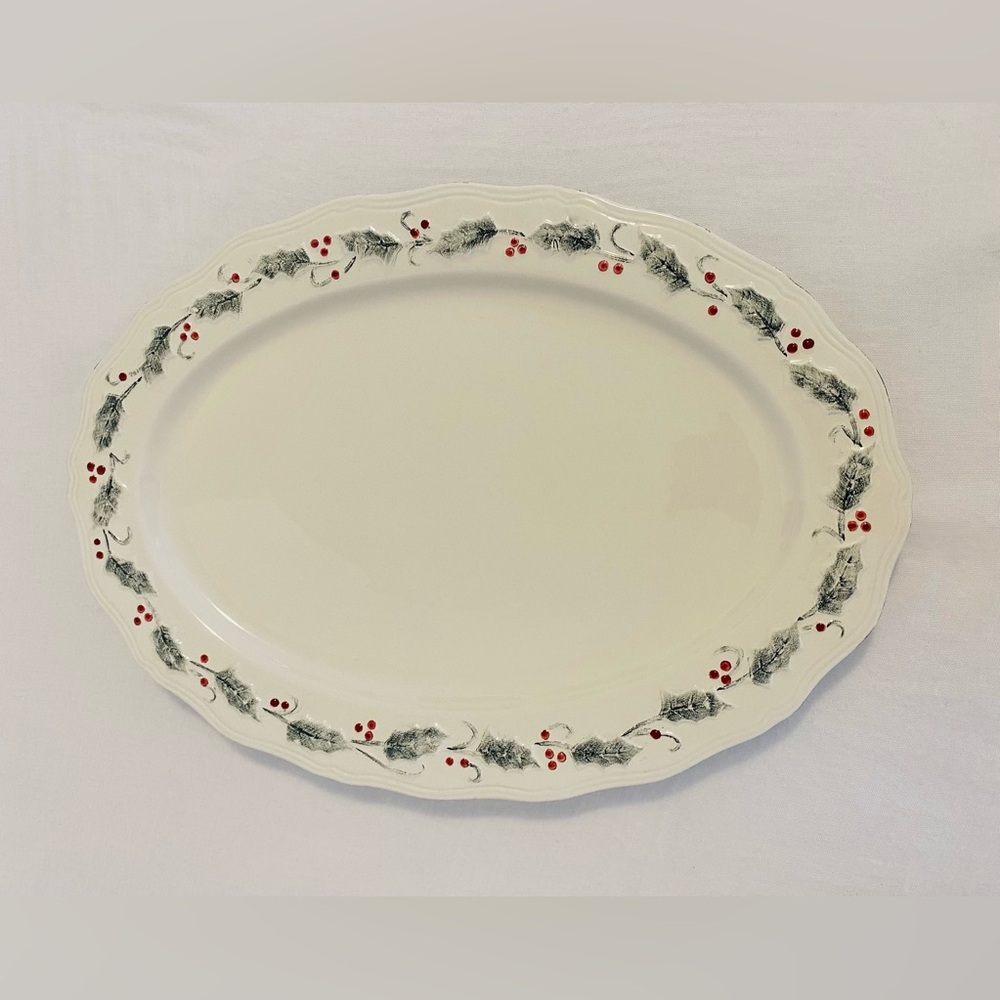 Festive Holly Oval Platter, Life at Home